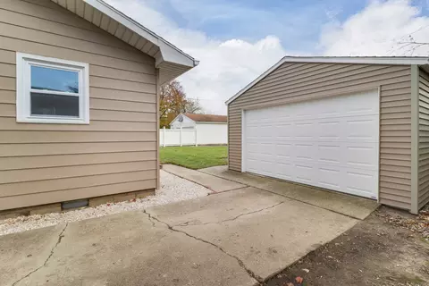 Other - 1805 E Lincoln St, Bloomington, IL 61701 photo 1 of 2