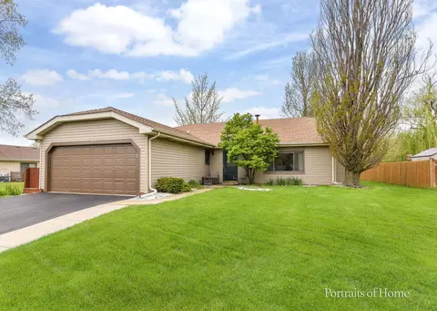 1920 Howe Ln, Hanover Park, IL 60133