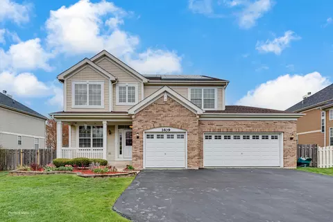 1409 Snowberry Ln, West Chicago, IL 60185
