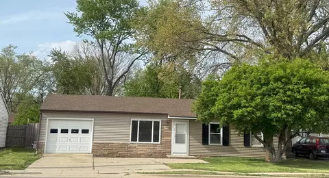 2406 W Kirby Ave, Champaign, IL 61821