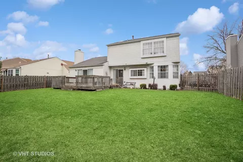 695 W Paddock Dr, Wheeling, IL 60090 photo 18