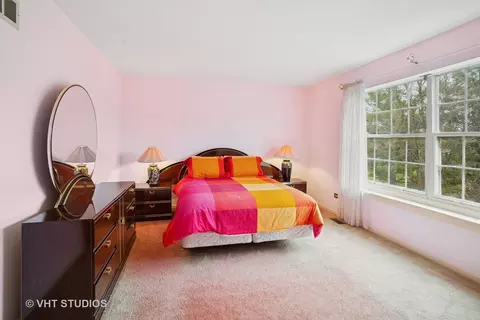 695 W Paddock Dr, Wheeling, IL 60090 photo 10
