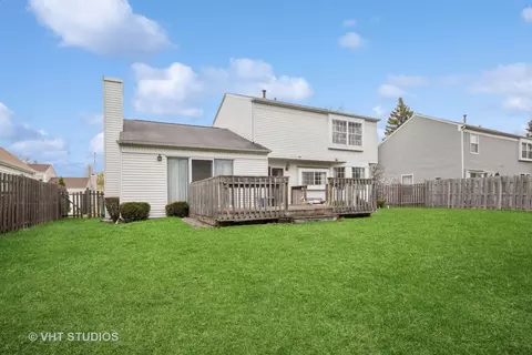 695 W Paddock Dr, Wheeling, IL 60090 photo 16