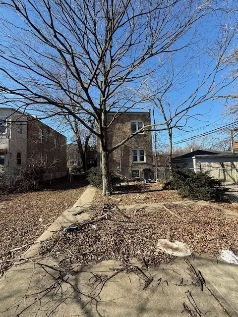 645 N Avers Ave, Chicago, IL 60624