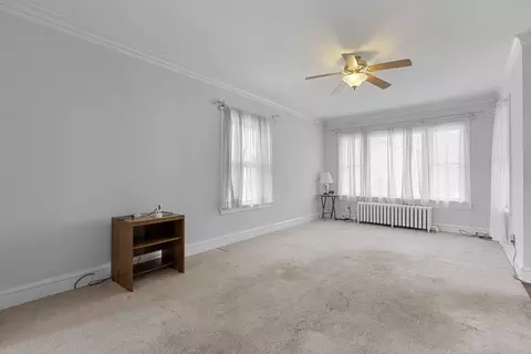 Living - 825 Saint John St, Elgin, IL 60120 photo 3 of 5