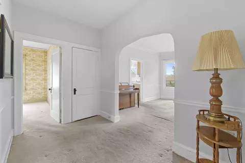 Entry Way - 825 Saint John St, Elgin, IL 60120 photo 1 of 3