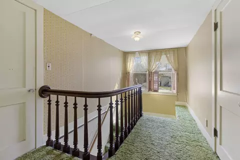 Entry Way - 825 Saint John St, Elgin, IL 60120 photo 3 of 3