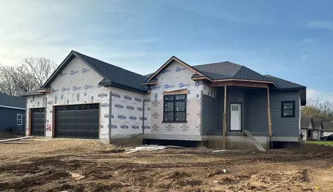 351 Mill Ridge Dr, Byron, IL 61010