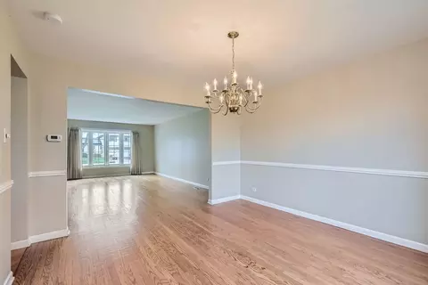 Living - 1908 E Seneca Ln, Mount Prospect, IL 60056 photo 5 of 9