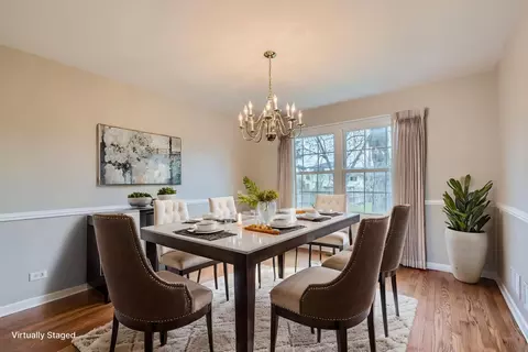 Dining - 1908 E Seneca Ln, Mount Prospect, IL 60056 photo 1 of 1