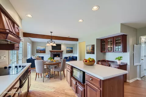 Kitchen - 1908 E Seneca Ln, Mount Prospect, IL 60056 photo 1 of 6