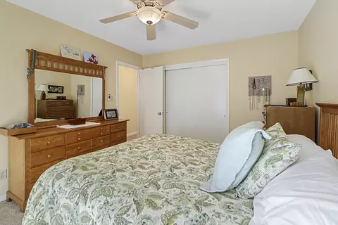 Bedroom - 1725 Robert Dr, Champaign, IL 61821 photo 2 of 4
