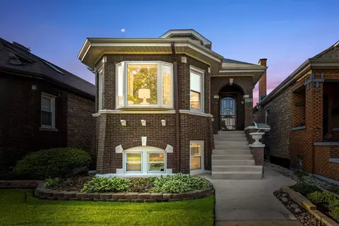 3924 W 64th Pl, Chicago, IL 60629