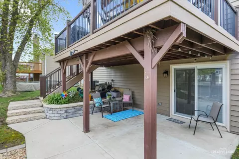 260 Lincoln Dr, Bartlett, IL 60103 photo 22