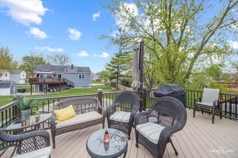 260 Lincoln Dr, Bartlett, IL 60103 photo 20