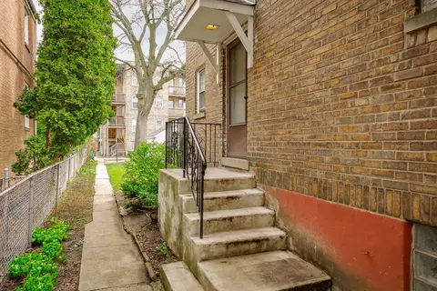 Exterior - 3249 Maple Ave, Berwyn, IL 60402 photo 2 of 5