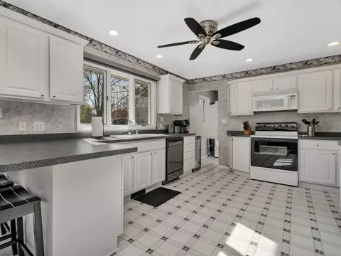 3405 Quail Ct, Morris, IL 60450 photo 12