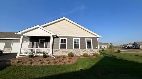 1088 Williamsburg St, Pingree Grove, IL 60140