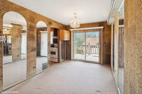 Other - 1096 Valley Stream Dr, Wheeling, IL 60090 photo 2 of 6
