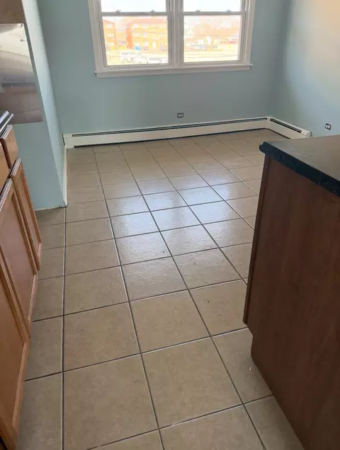 7324 W 80th St, Bridgeview, IL 60455 photo 2
