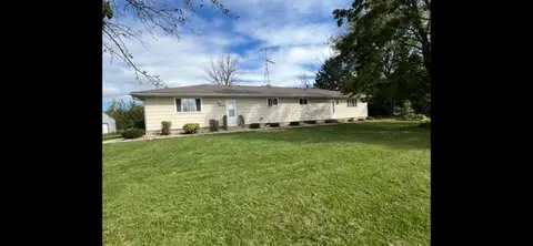 34830 47th St, Burlington, WI 53105