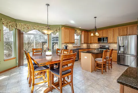 Kitchen - 12941 Grande Poplar Cir, Plainfield, IL 60585 photo 4 of 4