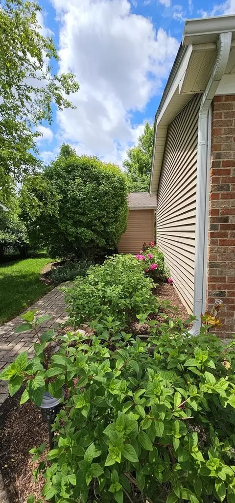 Exterior - 12941 Grande Poplar Cir, Plainfield, IL 60585 photo 29 of 37
