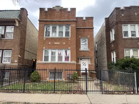 6425 N Oakley Ave, Chicago, IL 60645