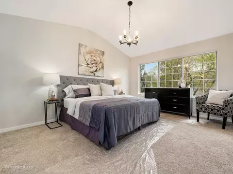 Bedroom - 1287 Silk Oak Ln, Bartlett, IL 60103 photo 1 of 3