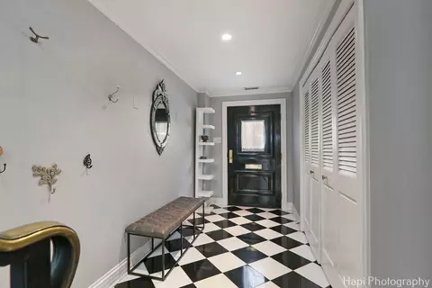 1340 N Sutton Pl, Chicago, IL 60610 photo 32