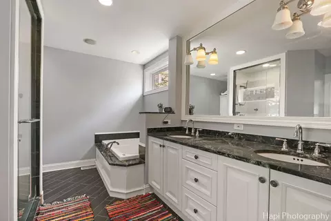 1340 N Sutton Pl, Chicago, IL 60610 photo 16