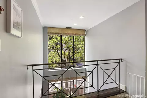 1340 N Sutton Pl, Chicago, IL 60610 photo 13