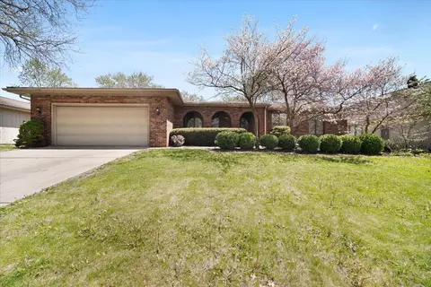 210 S Hershey Rd, Bloomington, IL 61704
