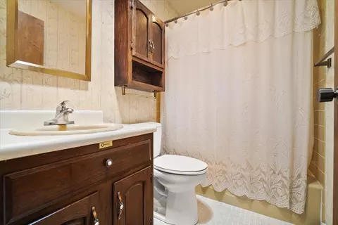Bath - 210 S Hershey Rd, Bloomington, IL 61704 photo 1 of 2