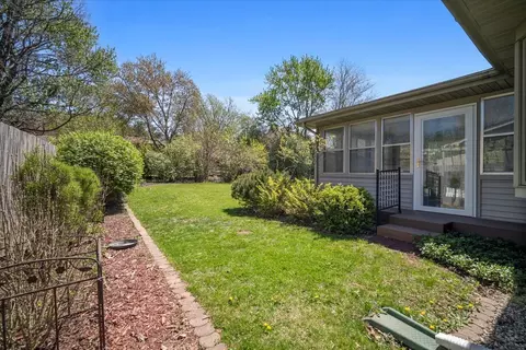 Exterior - 210 S Hershey Rd, Bloomington, IL 61704 photo 7 of 9