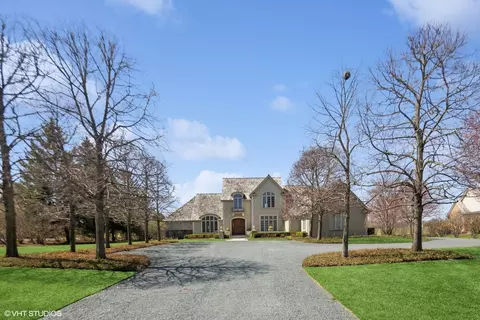 430 Stablewood Ln, Lake Forest, IL 60045