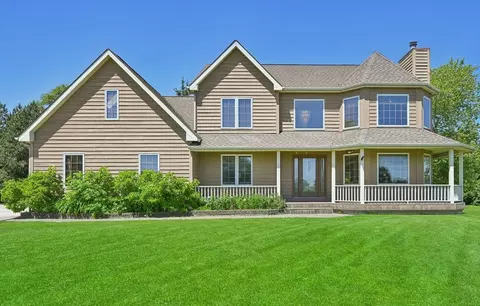 16193 Sand Ct, Wadsworth, IL 60083