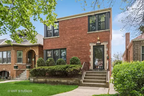 4849 W Catalpa Ave, Chicago, IL 60630