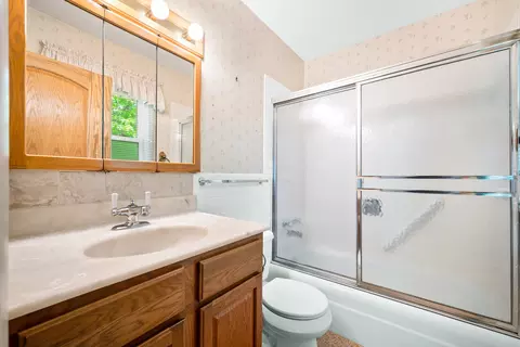 2118 S Morris Ave, Bloomington, IL 61704 photo 17