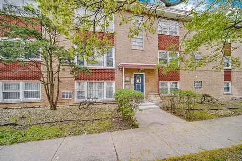 405 E 109th St #203, Chicago, IL 60628 photo 2