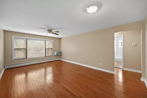 405 E 109th St #203, Chicago, IL 60628 photo 9