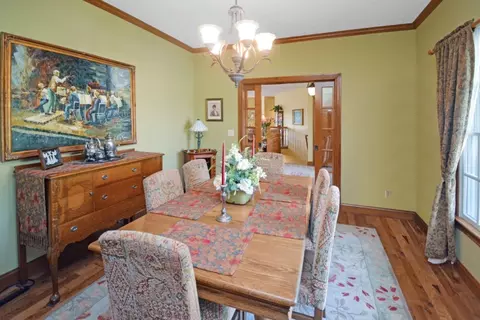 Dining - 3 Stonehedges Ct, Bloomington, IL 61705 photo 7 of 11