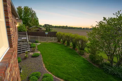Exterior - 3 Stonehedges Ct, Bloomington, IL 61705 photo 8 of 11