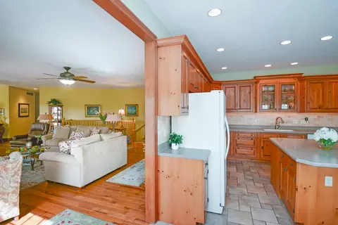 Kitchen - 3 Stonehedges Ct, Bloomington, IL 61705 photo 13 of 14