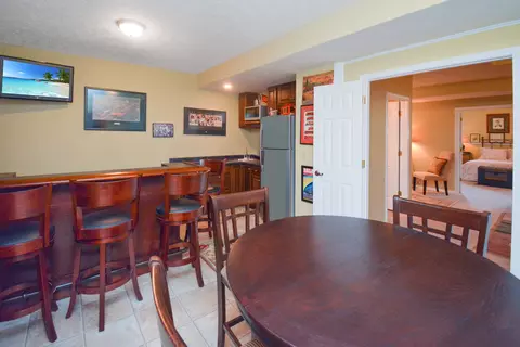 Dining - 3 Stonehedges Ct, Bloomington, IL 61705 photo 9 of 11