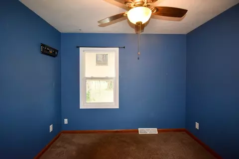 Bedroom - 3218 Sherman St, Springfield, IL 62703 photo 1 of 4
