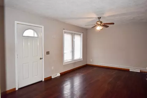 Living - 3218 Sherman St, Springfield, IL 62703 photo 3 of 3