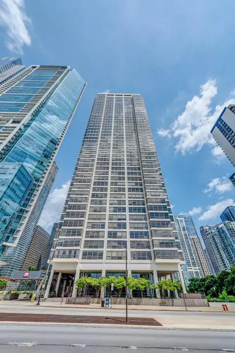 360 E Randolph St #1207, Chicago, IL 60601