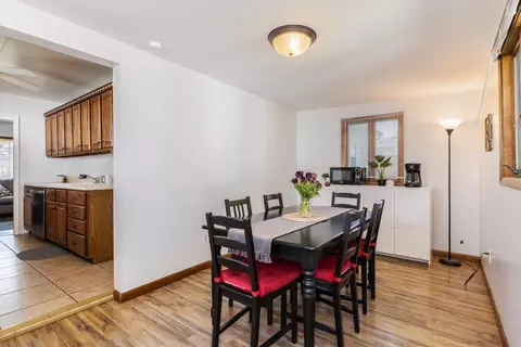 Dining - 3 Wach Dr, Bloomington, IL 61701 photo 2 of 2