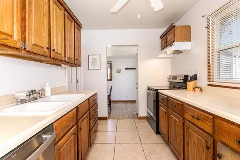 Kitchen - 3 Wach Dr, Bloomington, IL 61701 photo 2 of 2
